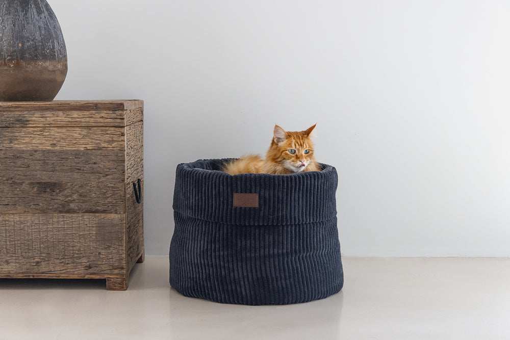 Designed by Lotte Ribbed - Kattenmand - Antraciet - 50x50x35 cm