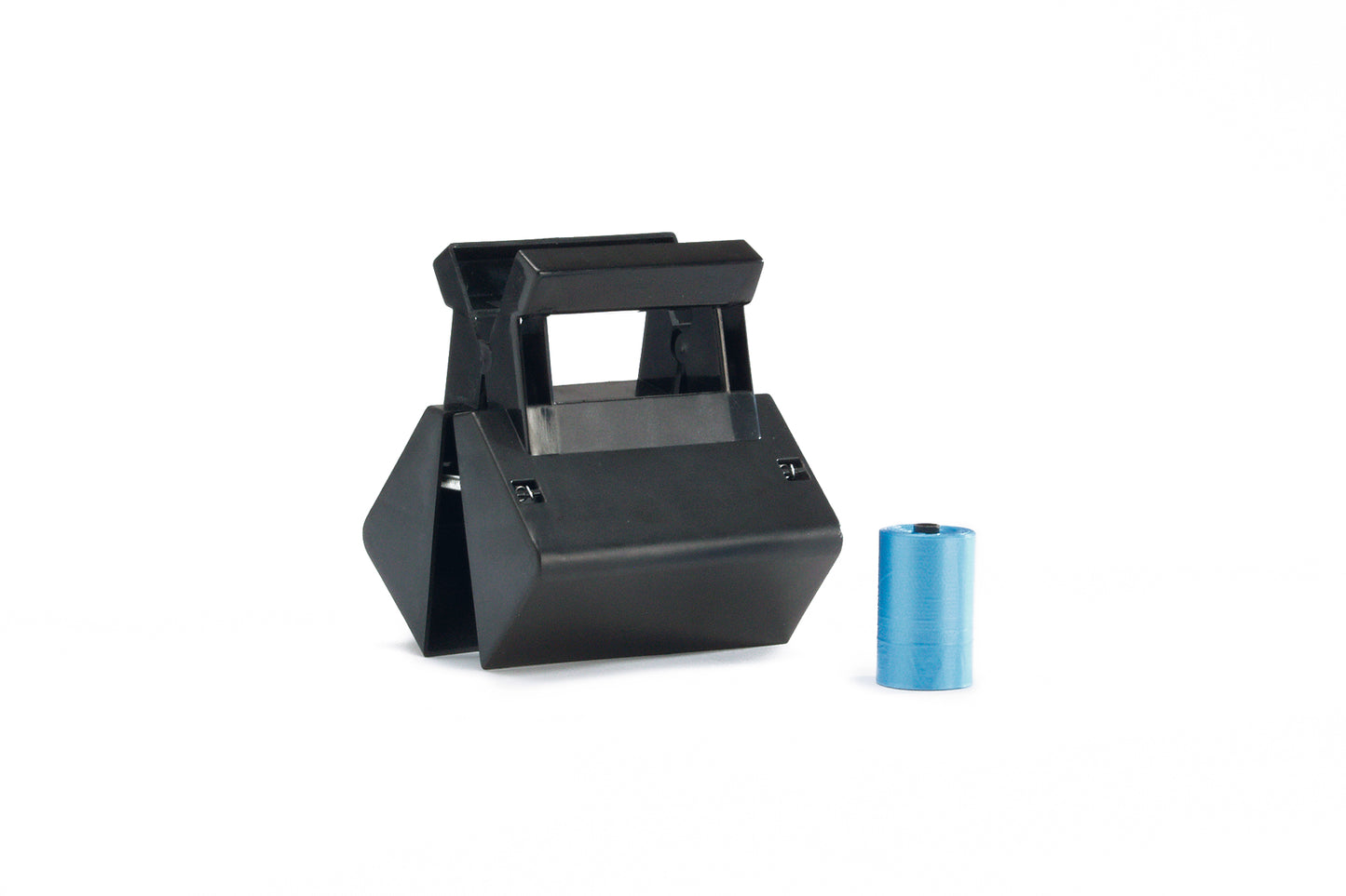 De Beeztees poepgrijper is een handig hulpmiddel om hondenpoep, op afstand en zonder contact, op te pakken. Deze poepgrijper wordt geleverd met 20 poepzakjes. Een poepzakje plaats je om de poepschepper en zo schep je op een gemakkelijke manier de behoefte van je hond op.