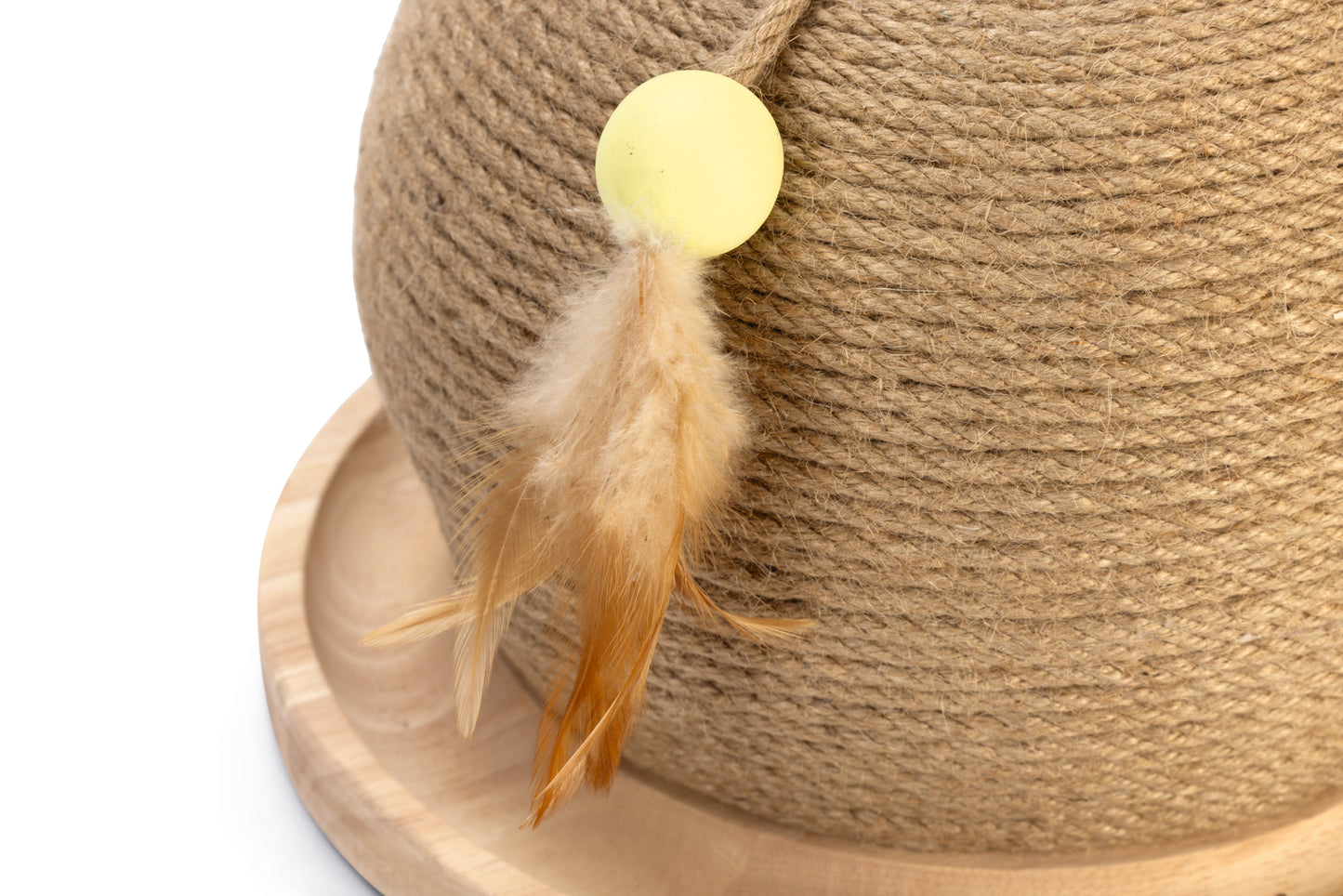 Designed by Lotte Krab- en Speelbol Mila - Kattenspeelgoed - Hout -