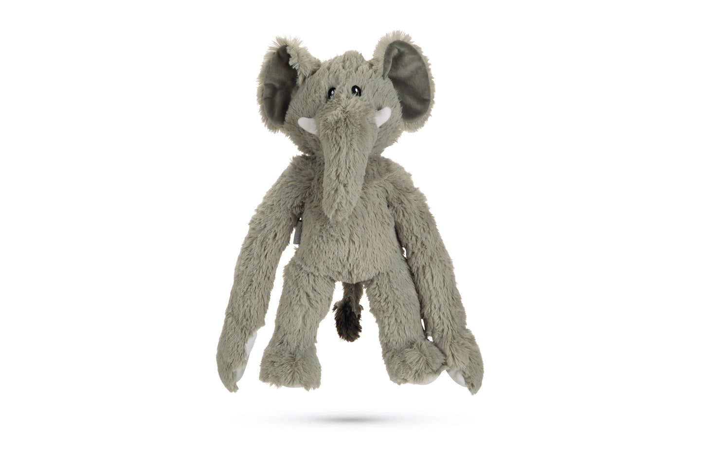 De Beeztees Jungle Brothers is een mooie en zachte hondenknuffel collectie zonder piep. Hierdoor hoef je niet bang te zijn voor de hele dag gepiep in huis. Deze knuffels zijn goed herkenbaar aan de lange armen en gepaste Jungle Look. De Jungle Brothers Collectie van Beeztees bestaat uit dieren: James Olifant Jessy "Jungle" Schaap Vik Aap Mees Luiaard
