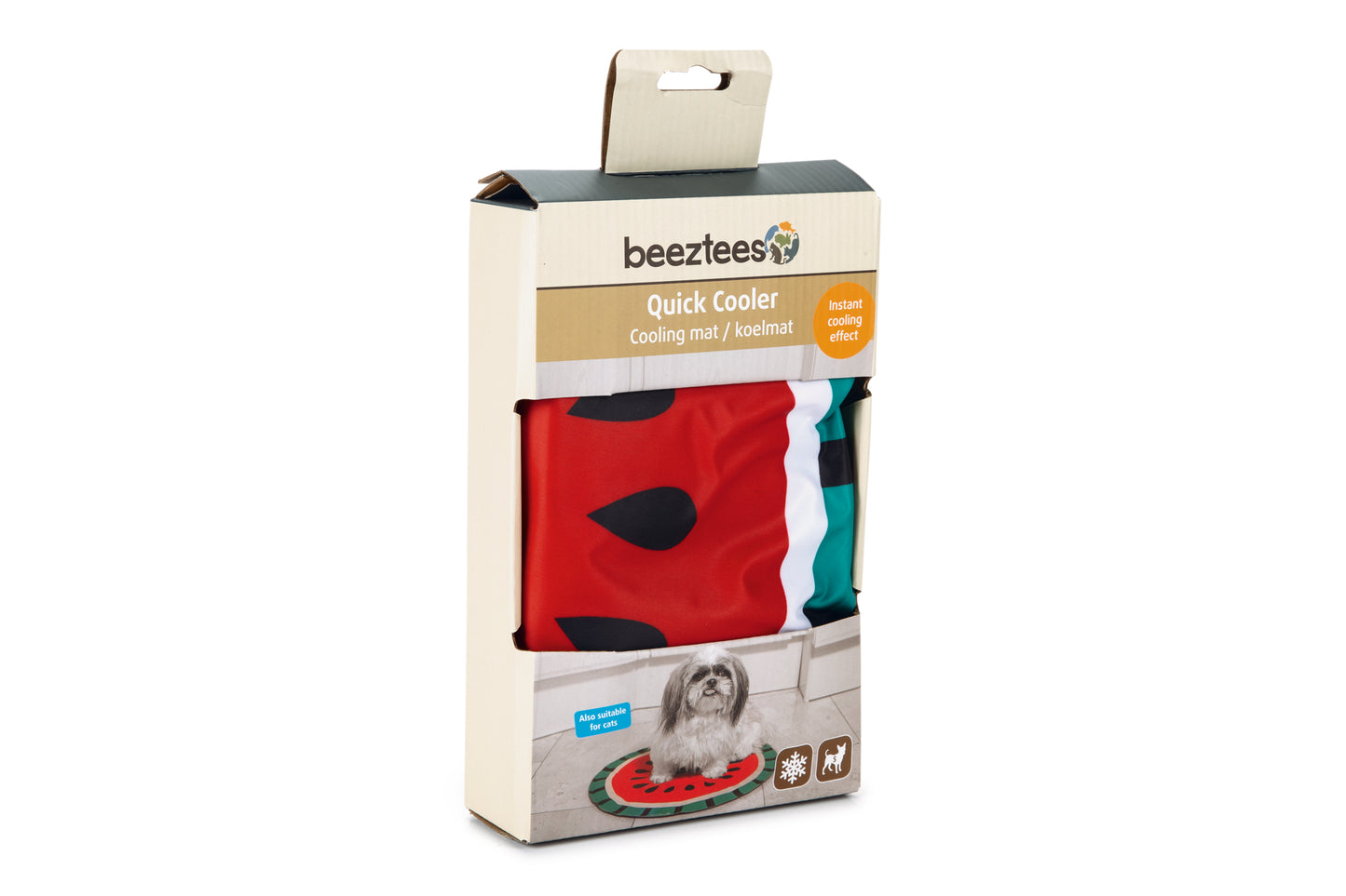 De Quick Cooler Meloenie Koelmat van Beeztees is net even anders dan andere koelmatten. Doordat de koelmat is gemaakt in de vorm van een watermeloen, ziet het er erg grappig uit. De koelmat is een kant-en- klare zelfactiverende koelmat die direct te gebruiken is.