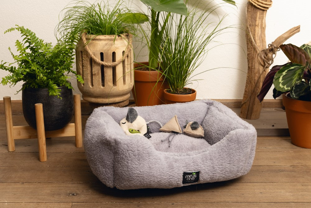 Beeztees Minus One Nox - Kattenmand - Lichtgrijs - 48x37x18 cm