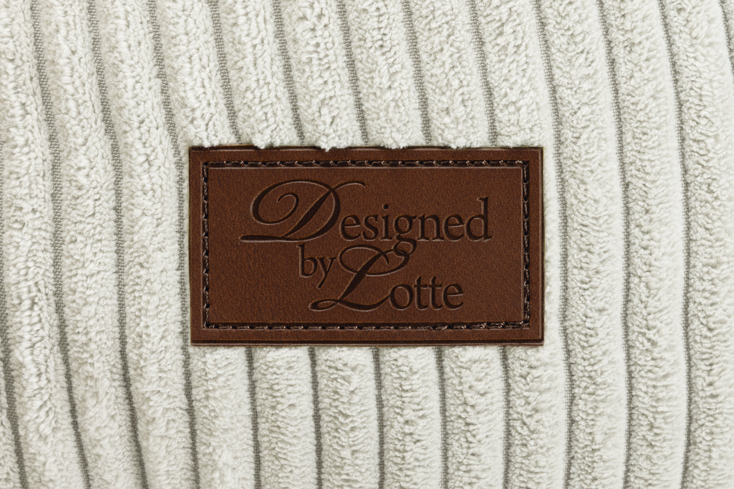 Designed by Lotte Ribbed - Kattenmand - Licht Grijs - 50x50x17 cm