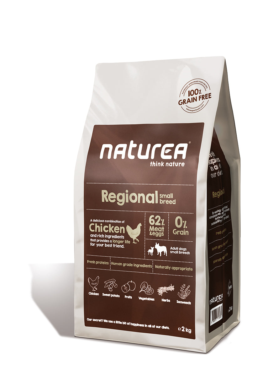 Naturea Regional Small Breed volgt het Naturally Suited-concept om aan de voedingsbehoeften van alle rassen en small breed/kleine honden te voldoen. Naturea Regional Small Breed, ontwikkeld door dierenartsen en voedingsdeskundigen, is graanvrij en bevat een hoog percentage ingrediënten van dierlijke oorsprong, aangevuld met zoete aardappel, zalmolie, eieren, fruit, groenten en zeewier.